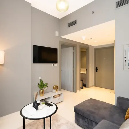 Zada Tower 1Br In Business Bay Near Metro & Burj Khalifa Dubai - Escape 24 Holiday Homes Esterno foto