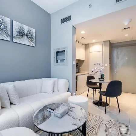 Zada Tower 1Br In Business Bay Near Metro & Burj Khalifa Dubai - Escape 24 Holiday Homes Esterno foto