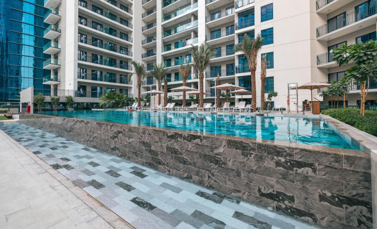Appartamento Zada Tower 1br In Business Bay Near Metro & Burj Khalifa - Escape 24 Homes Dubai